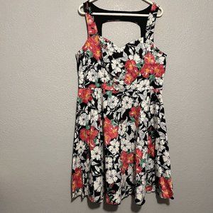 NWT TORRID Floral Satin Cut Out Swing  Black  White Pink Rose Mini Dress Size 14